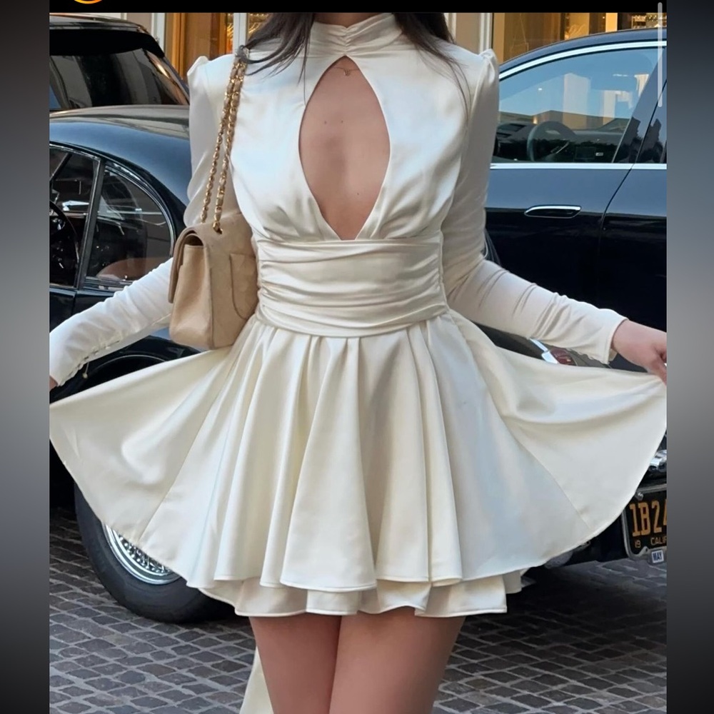 ARYANA IVORY BOW MINI DRESS